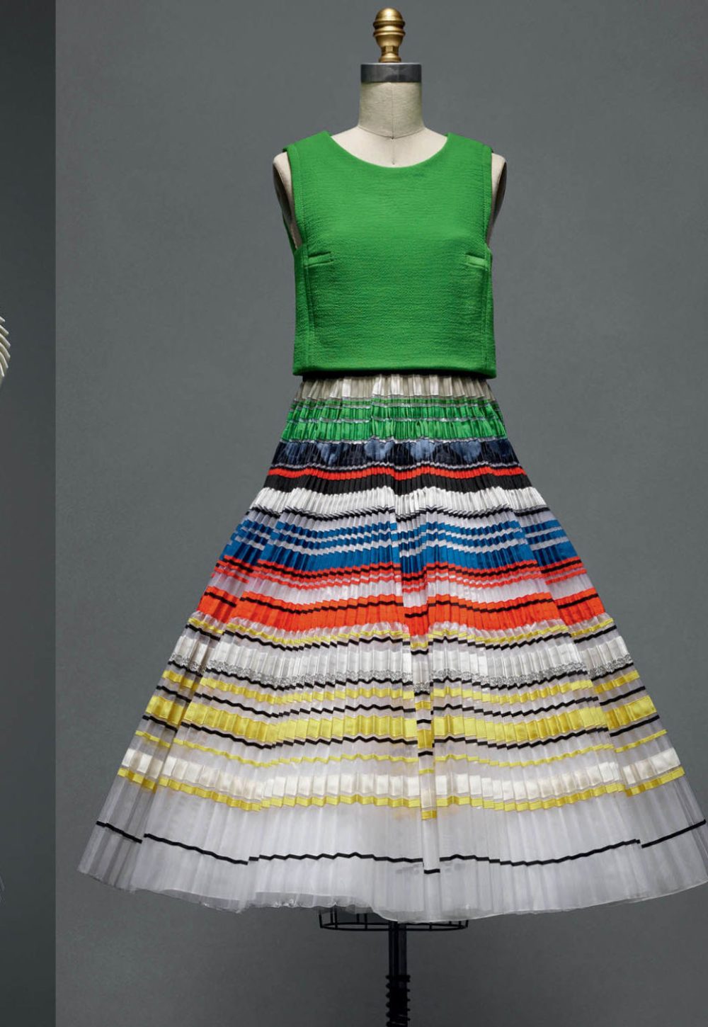 hd-aspect-1462555623-hbz-manus-x-machina-00-index